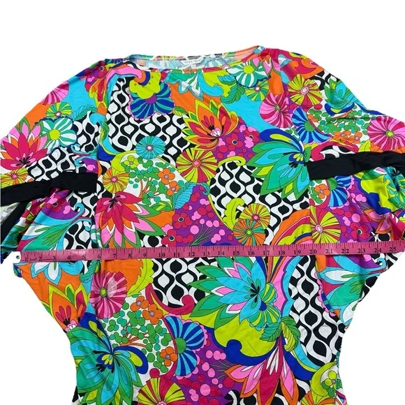 TRINA TURK: Women's Balboa Tunic Swimsuit Cover-Up -Size Small - Picture 9 of 10